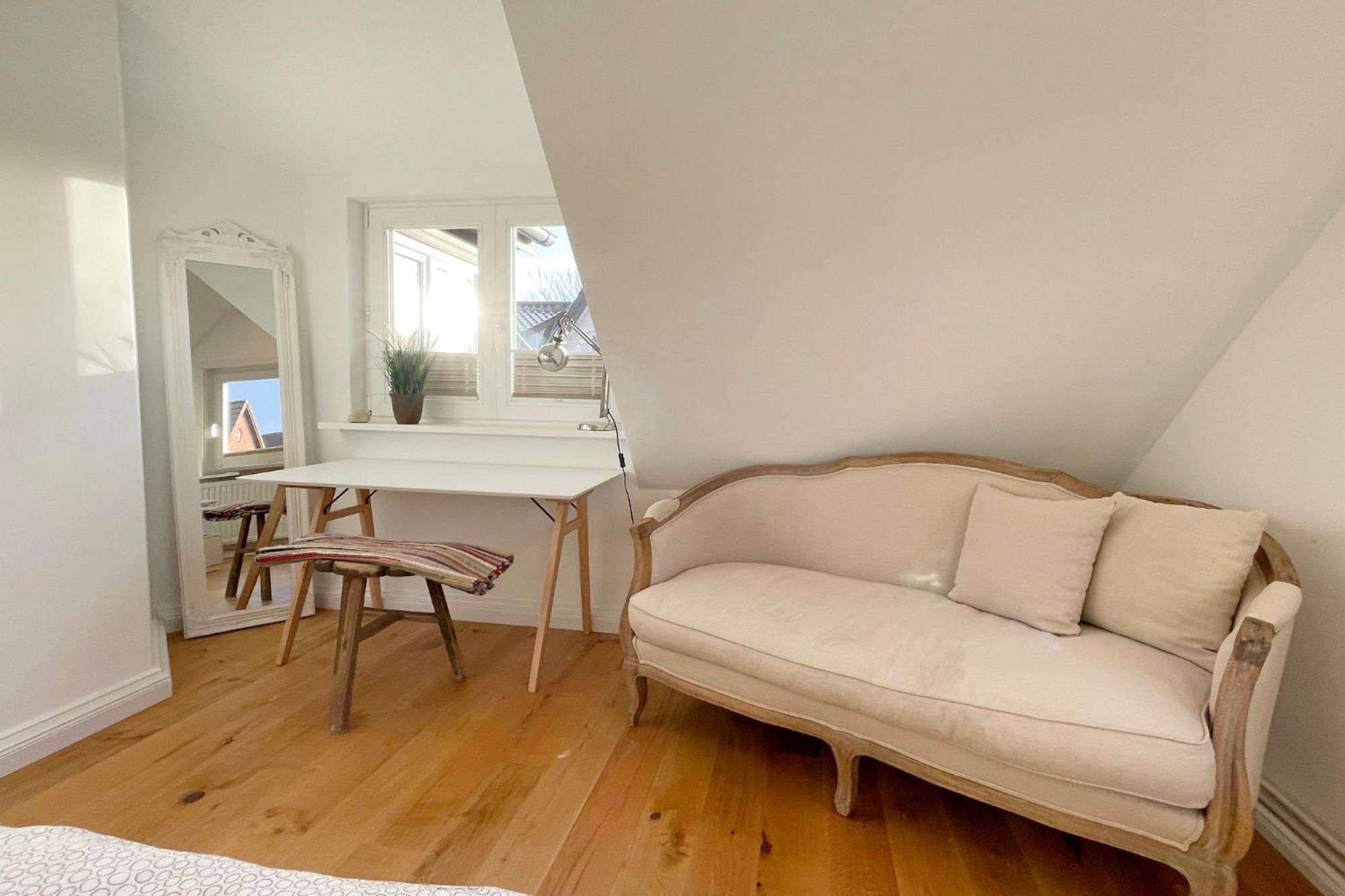 Eibenweg 6 *